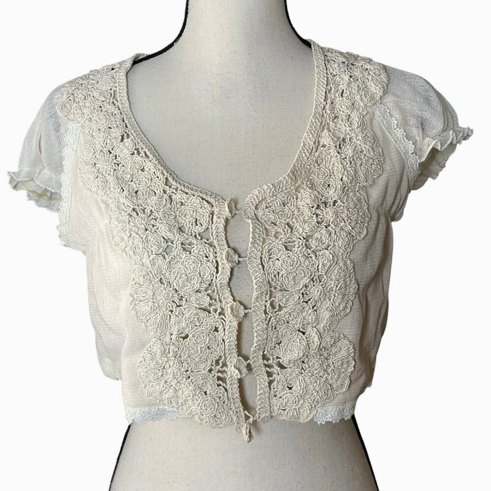 MM Couture Miss Me Ivory Crochet Lace Crop Boho Top Coquette Cottagecore Size M
